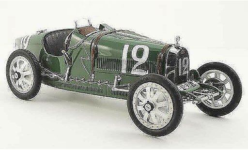 Bugatti 35 grand prix 1/18 CMC No.12 England modellautos