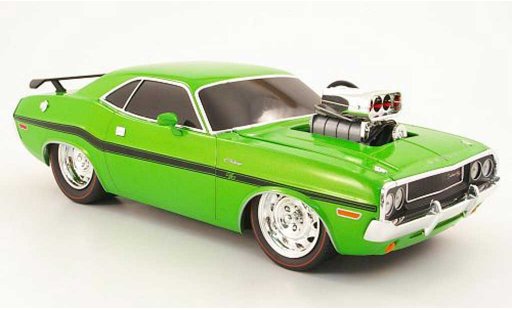 Dodge Challenger 1970 1/18 M2 Machines r/t vert modellautos