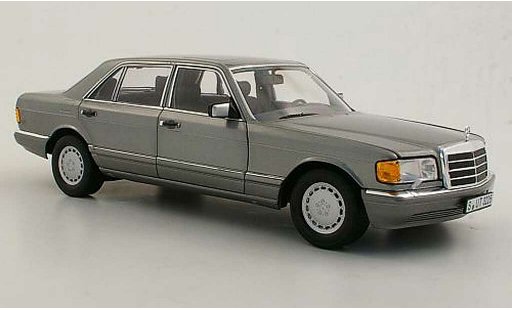 Mercedes 560 Base 1/18 Norev (W126) grau 1985 modellautos