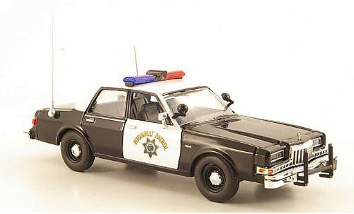 Dodge Diplomat police 1/43 First Response California Highway Patrol 1985 modellautos