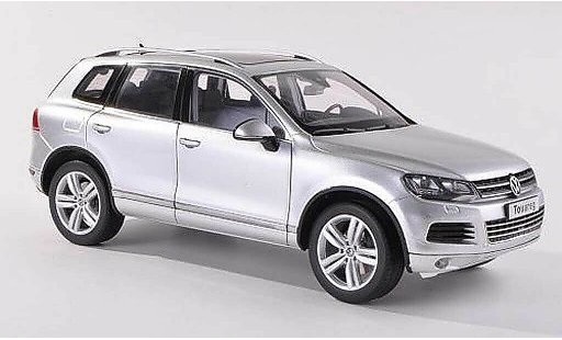 Volkswagen Touareg Base 1/43 Kyosho V6 TSI d 2010 modellautos