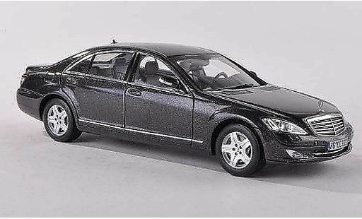 Mercedes W 221 Base 1/43 Spark S classe schwarz-grau modellautos