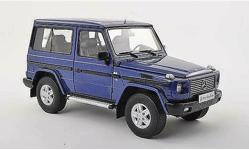Mercedes Classe G SWB 1/18 Autoart schwarz-blau 1998 modellautos