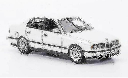 Bmw M5 berline 1/43 Neo E34 weiss 1994 modellautos
