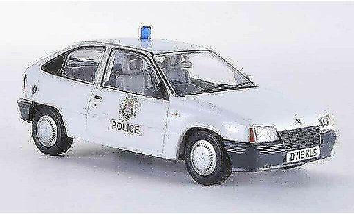 Opel Astra Mk2 1/43 Vanguards Merit Central Scotland Police Polizei (UK) RHD modellautos