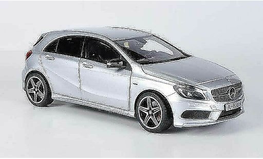 Mercedes Classe A Base 1/18 Norev Sport (W176) grau 2012 modellautos