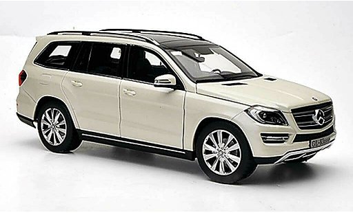 Mercedes Classe GLK Base 1/18 Norev weiss 2012 modellautos
