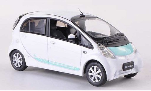 Mitsubishi iMiev Base 1/43 Vitesse weiss/t&Atilde;&frac14;rkis RHD modellautos