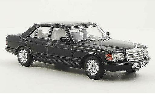 Mercedes 500 Base 1/43 WhiteBox (W126) schwarz 1979 modellautos
