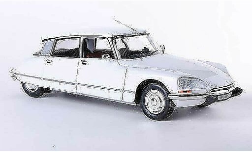 Citroen DS 23 1/18 Norev Pallas weiss 1972 modellautos
