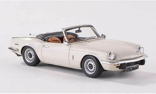 Triumph Spitfire 1971 1/43 Spark MK4 beige RHD modellautos