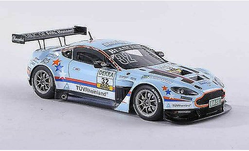 Aston Martin V12 GT3 Vantage course 1/43 Minichamps GT3 Vantage No.32 Team Young Driver ADAC GT Masters 2012 J.st&Atilde;&frac14;ck/F.st&Atilde;&frac14;ck modellautos