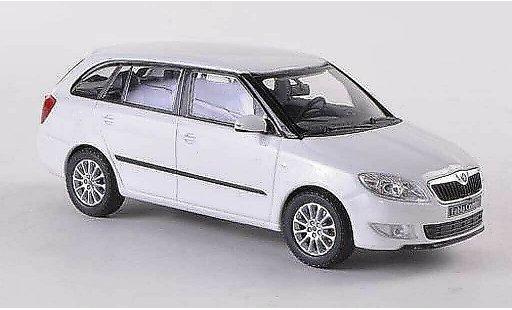 Skoda Fabia II 1/43 Abrex Combi weiss Facelift 2010 modellautos