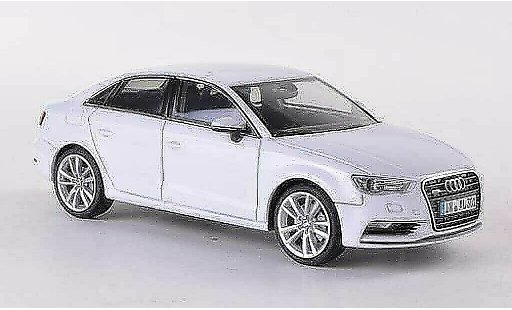 Audi A3 berline 1/43 Herpa Limousine weiss 2013 modellautos