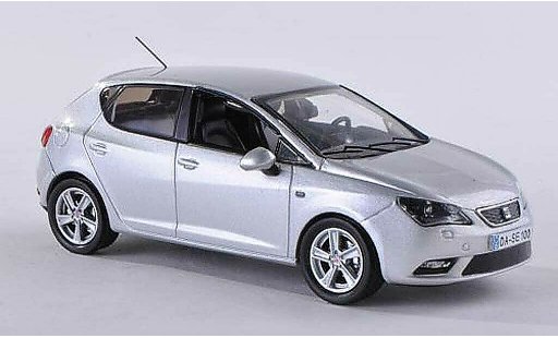 Seat Ibiza Base 1/43 Seat grau 5-portes 2013 modellautos