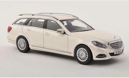 Mercedes Classe E T-Modell 1/43 Kyosho T-Modele (S212) weiss 2013 modellautos