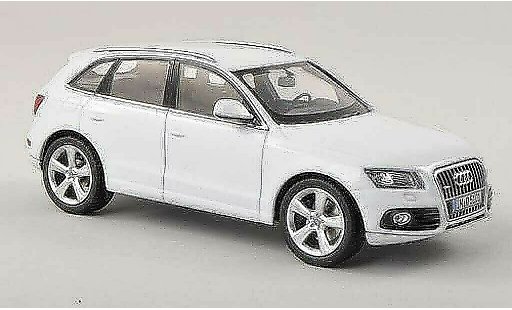 Audi Q5 suv 1/43 Schuco weiss 2013 modellautos