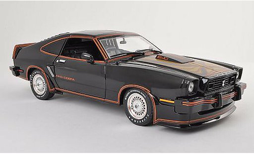 Ford Mustang King Cobra 1/18 Greenlight II schwarz/grau modellautos