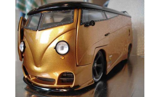 Volkswagen Combi Base 1/18 Solido techart rs modellautos