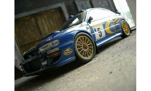Subaru Impreza WRC 1/18 Autoart r.burns 1999 modellautos