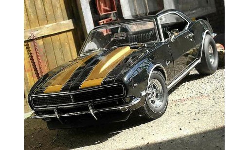 Chevrolet Camaro Z28 1/18 Exact Detail Replicas street stalkerz grau schwarz bandes dorees 1968 modellautos