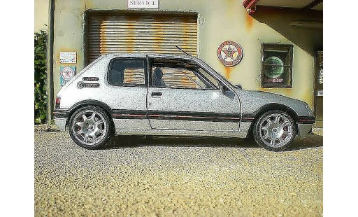 Peugeot 205 GTI 1/18 Solido TCT grau futura jantes PTS modellautos