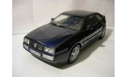 Volkswagen Corrado VR6 1/18 Revell  modellautos