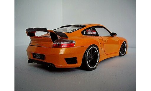 Porsche 911 Turbo 1/18 Hotworks techart orange modellautos