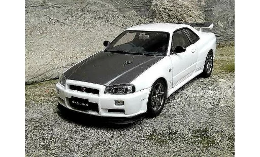 Nissan Skyline R34 1/18 Autoart blanche gn1 modellautos