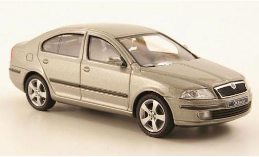 Modellautos Skoda Octavia 1/43 Abrex mettalic grau 2004 Skoda Octavia 1/43 Abrex mettalic grau 2004 modellautos