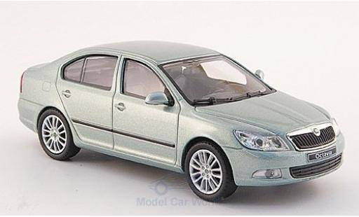 Skoda Octavia 1/43 Abrex mettalic grün 2008 ohne Vitrine modellautos