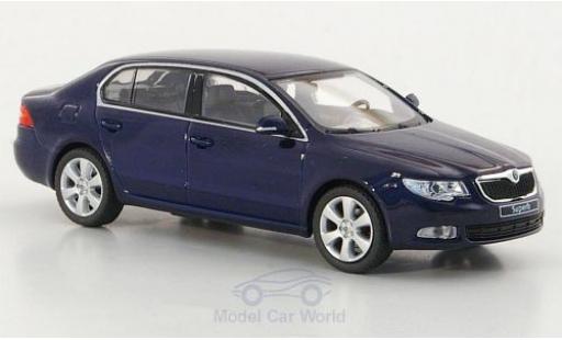 Skoda Superb 1/43 Abrex II mettalic blau modellautos