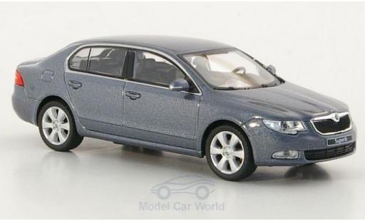 Skoda Superb 1/43 Abrex II mettalic grau modellautos