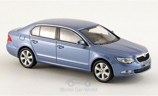 Skoda Superb 1/43 Abrex II mettalic blau modellautos
