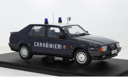 Modellautos Alfa Romeo 75 1/18 Triple 9 Collection Carabiner Triple 9 Coll 1:18 Alfa Romeo 75 1/18 Triple 9 Collection Carabiner Triple 9 Coll 1:18 modellautos