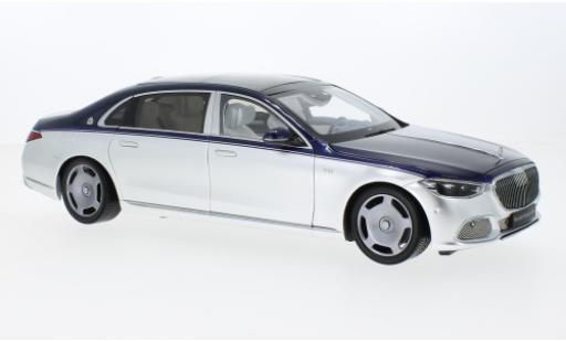 Modellautos Mercedes CLA 1/18 Almost Real Maybach S-classe metallise bleu/d 2021 Mercedes CLA 1/18 Almost Real Maybach S-classe metallise bleu/d 2021 modellautos