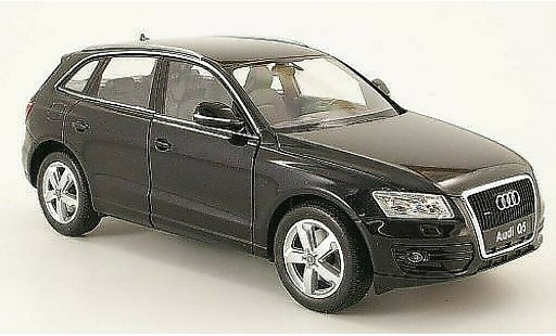 Audi Q5 suv 1/24 Welly schwarz modellautos