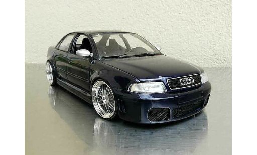 Audi RS4 avant 1/18 Ut Models b5 jantes bbs 20 pouces modellautos