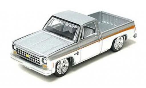 Modellautos Chevrolet Silverado 1/64 Auto World d 1980 Chevrolet Silverado 1/64 Auto World d 1980 modellautos