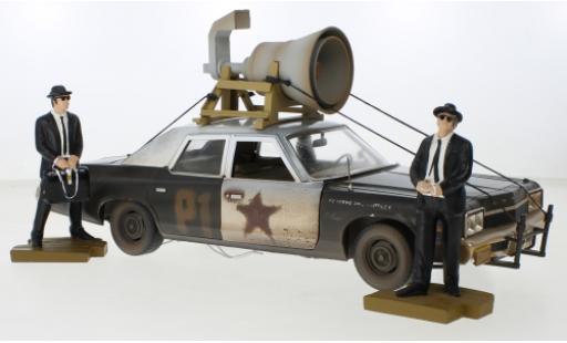Modellautos Dodge Monaco 1/18 Auto World Police Pursuit Blues Brothers 1974 Dodge Monaco 1/18 Auto World Police Pursuit Blues Brothers 1974 modellautos
