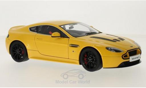 Modellautos Aston Martin V12 1/18 AUTOart Vantage S mettalic gelb RHD Aston Martin V12 1/18 AUTOart Vantage S mettalic gelb RHD modellautos