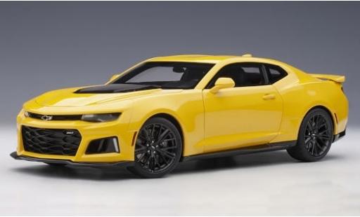Chevrolet Camaro 1/18 AUTOart ZL1 gelb/carbon 2017 modellautos