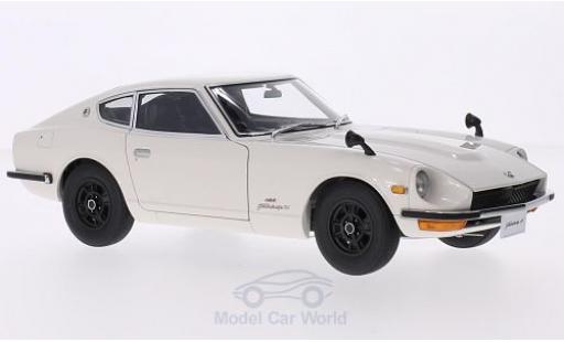 Modellautos Nissan Fairlady Z S30 1/18 AUTOart 432 (PS30) weiss RHD 1969 Nissan Fairlady Z S30 1/18 AUTOart 432 (PS30) weiss RHD 1969 modellautos