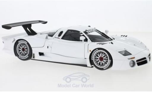 Nissan R390 1/18 AUTOart GT1 Le Mans weiss RHD 1998 modellautos