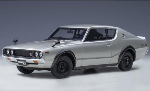Modellautos Nissan Skyline 1/18 AUTOart 2000 GT-R (KPGC110) silber RHD 1973 Nissan Skyline 1/18 AUTOart 2000 GT-R (KPGC110) silber RHD 1973 modellautos