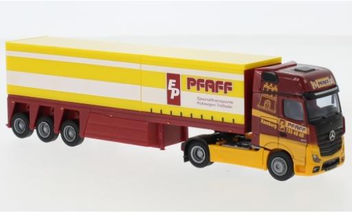 Modellautos Mercedes Actros 1/87 AWM 5 GigaSpace/Aerop. Pfaff Innenladersattelzug Mercedes Actros 1/87 AWM 5 GigaSpace/Aerop. Pfaff Innenladersattelzug modellautos