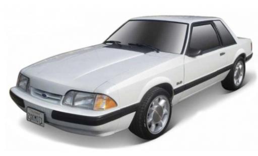 Modellautos Ford Mustang 1/64 Burago LX blanche 1988 Ford Mustang 1/64 Burago LX blanche 1988 modellautos