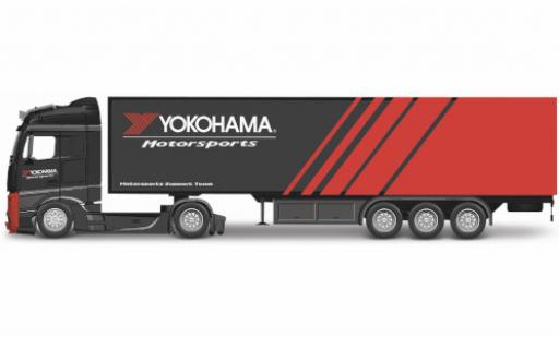 Modellautos Mercedes Actros 1/43 Burago Gigaspace schwarz/rot Yokohama Motorsports Koffersattelzug Motorsports Support Team Mercedes Actros 1/43 Burago Gigaspace schwarz/rot Yokohama Motorsports Koffersattelzug Motorsports Support Team modellautos