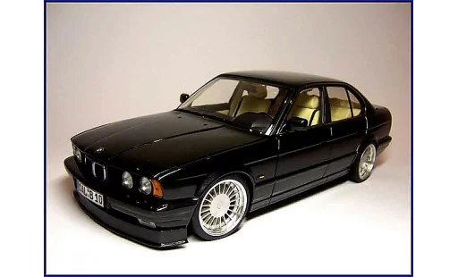 Alpina B10 3.5 1/18 Minichamps 1988 i alpina b10 modellautos