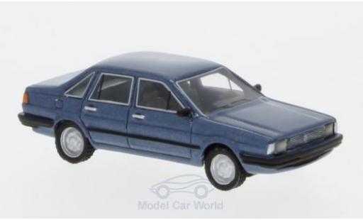Modellautos Volkswagen Santana 1/87 BoS Models mettalic blau 1982 Volkswagen Santana 1/87 BoS Models mettalic blau 1982 modellautos